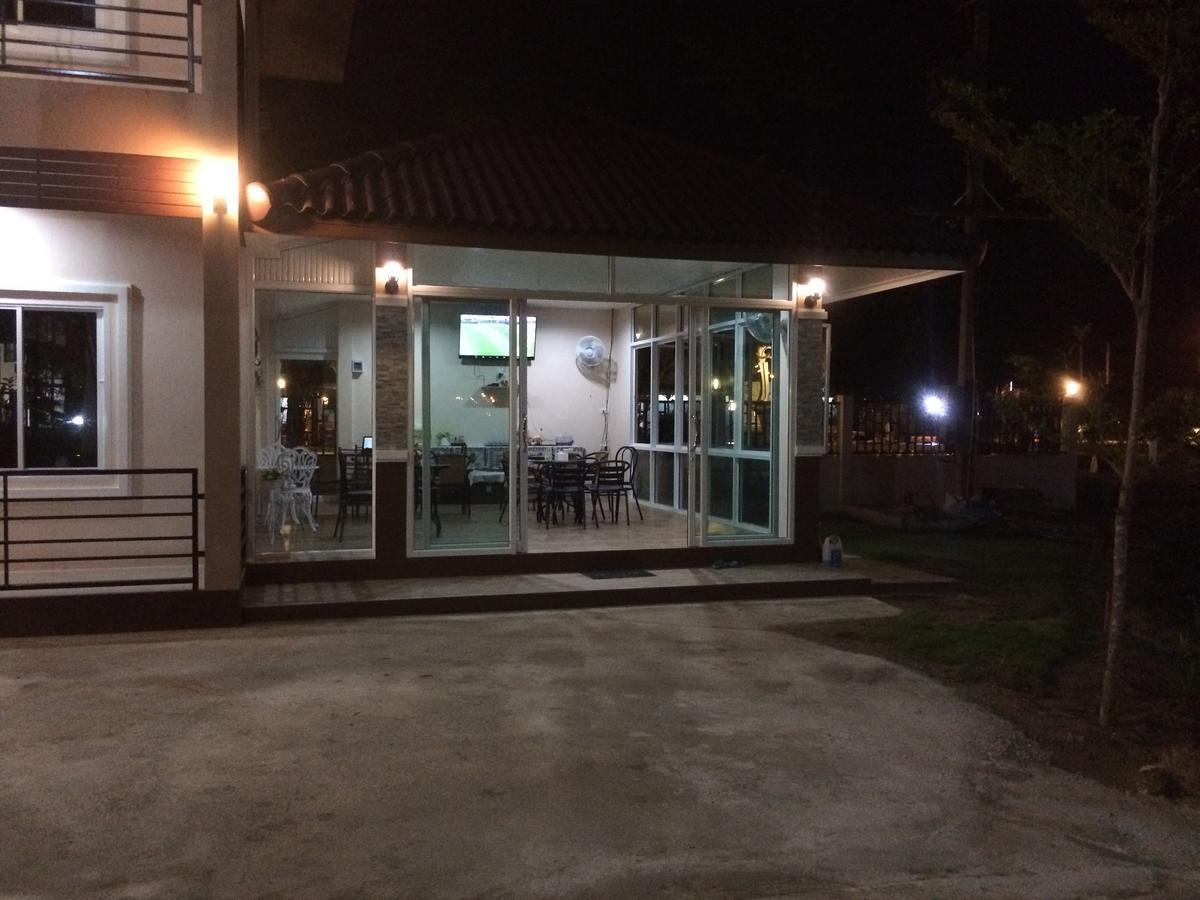 Thana Ville Resort Мае-Сот Экстерьер фото